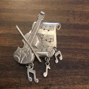 Music Brooch